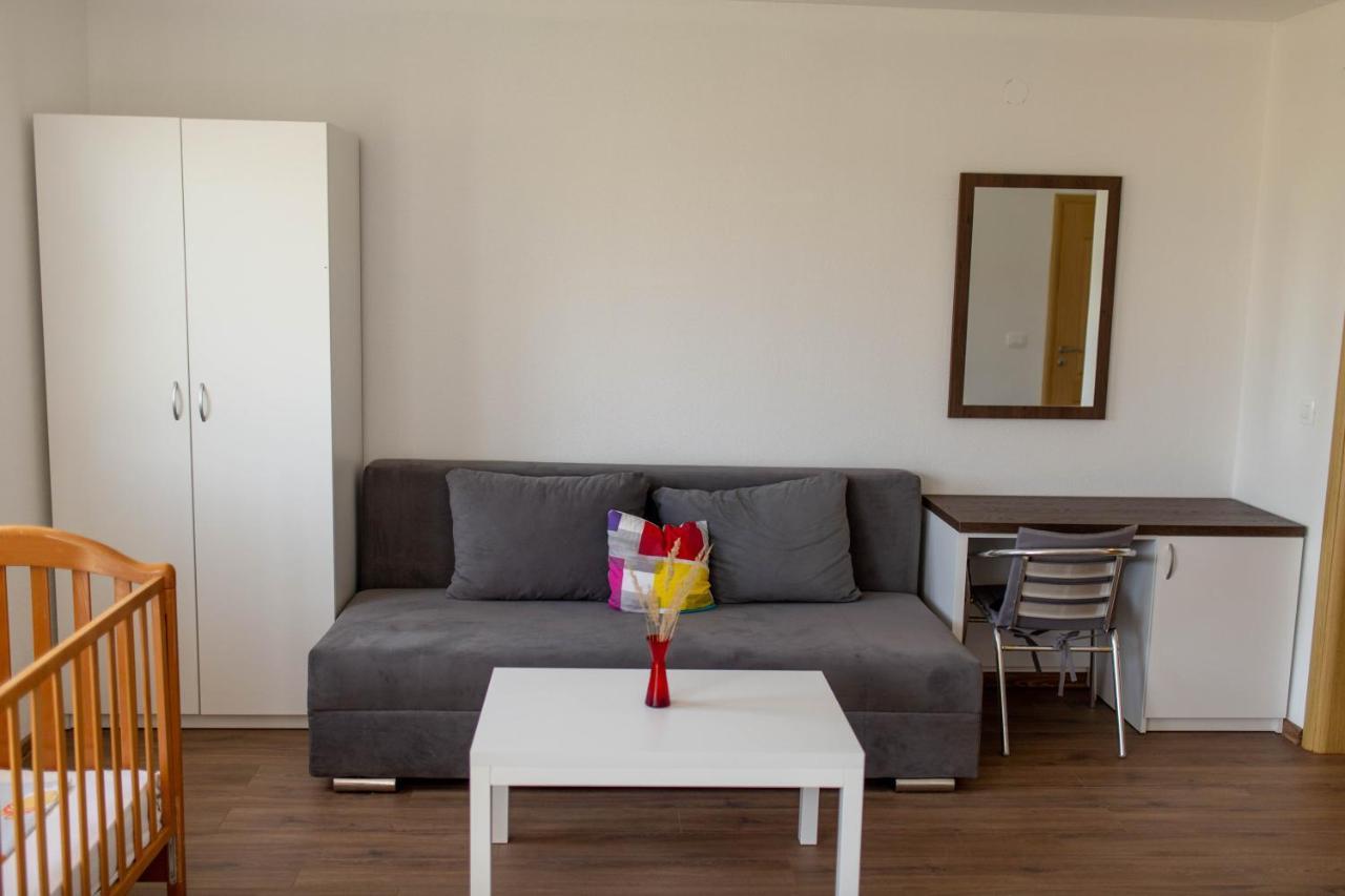 Apartmani Mia Prozor Ngoại thất bức ảnh